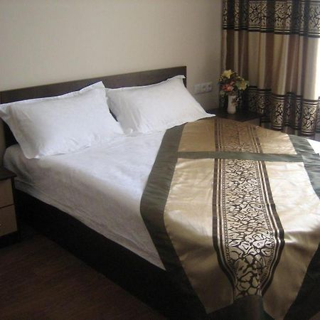 Kausar Hotel Almaty Eksteriør billede