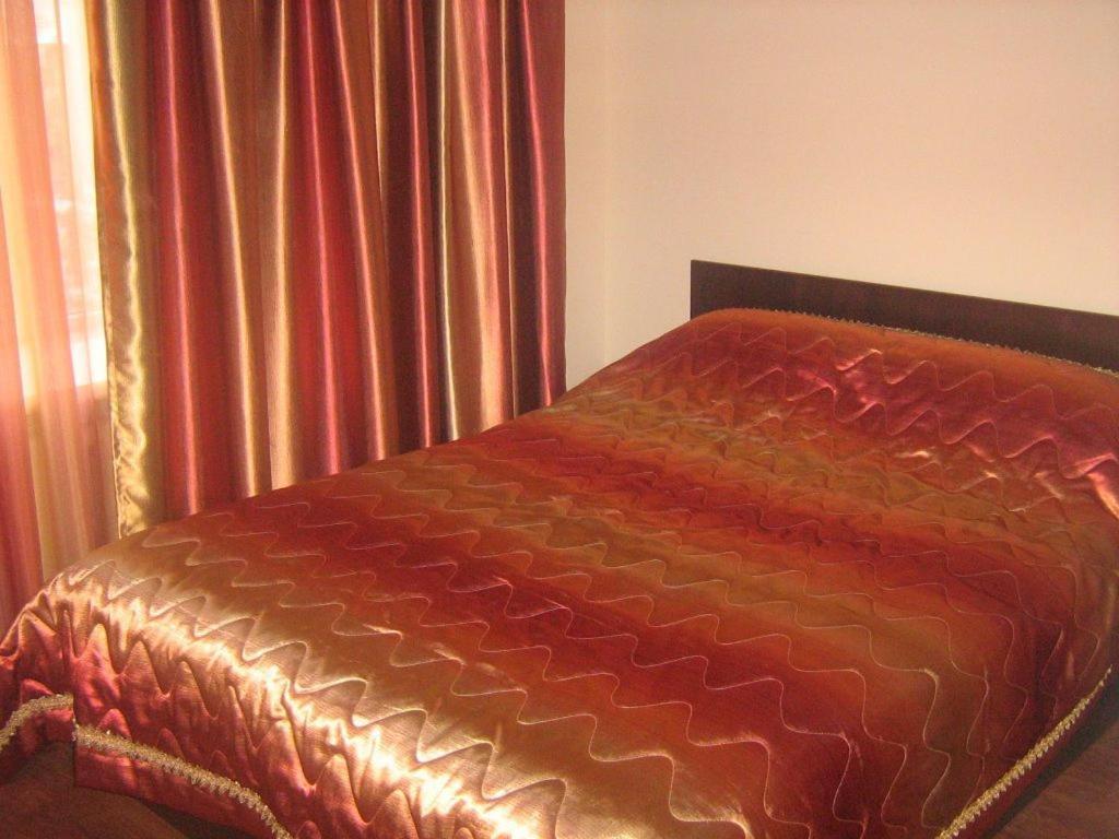 Kausar Hotel Almaty Værelse billede